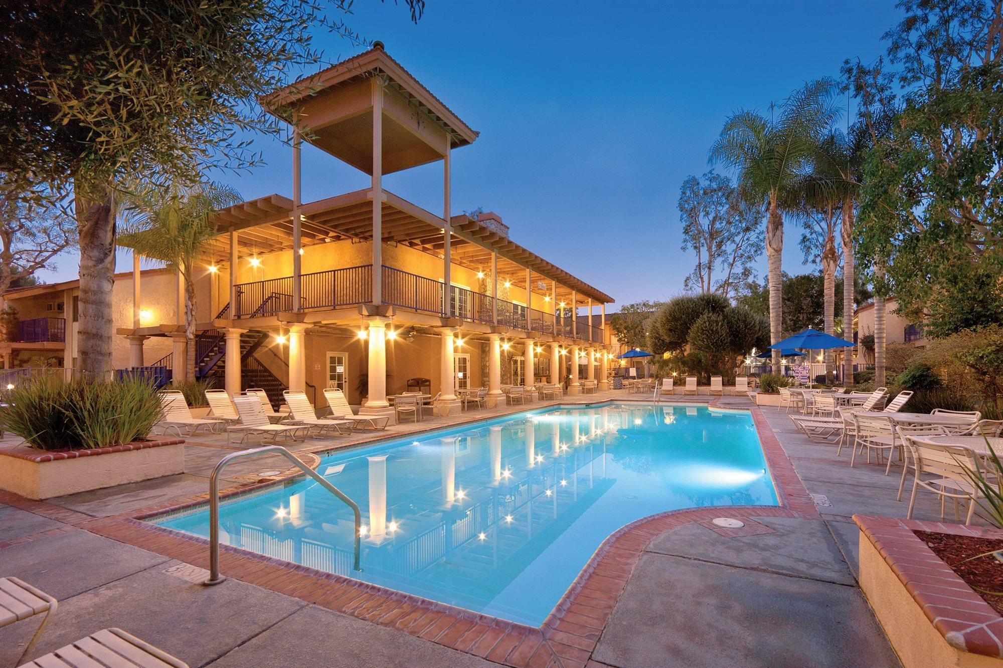 Hotel Club Wyndham Dolphin'S Cove Anaheim Exterior foto