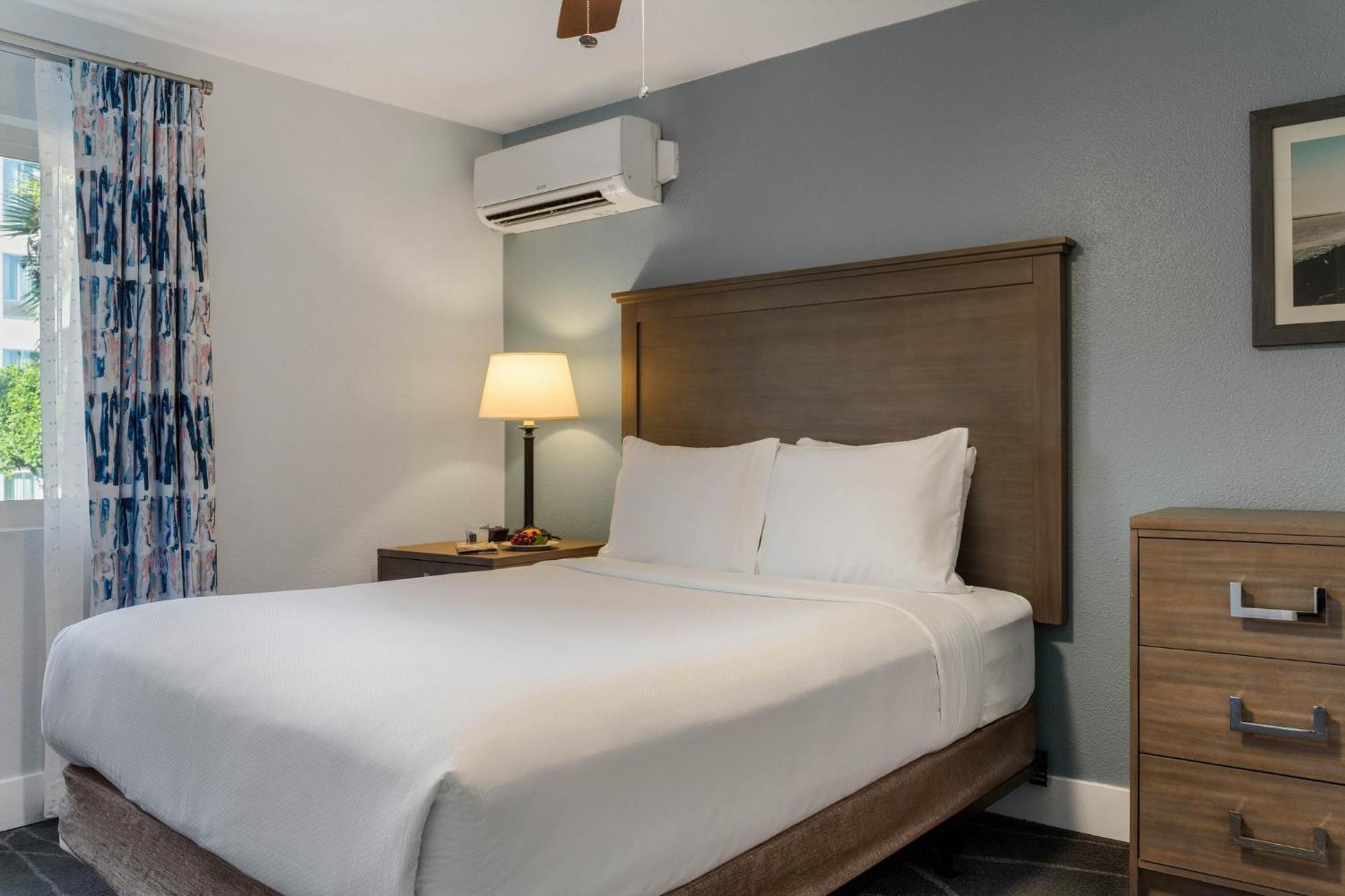 Hotel Club Wyndham Dolphin'S Cove Anaheim Exterior foto